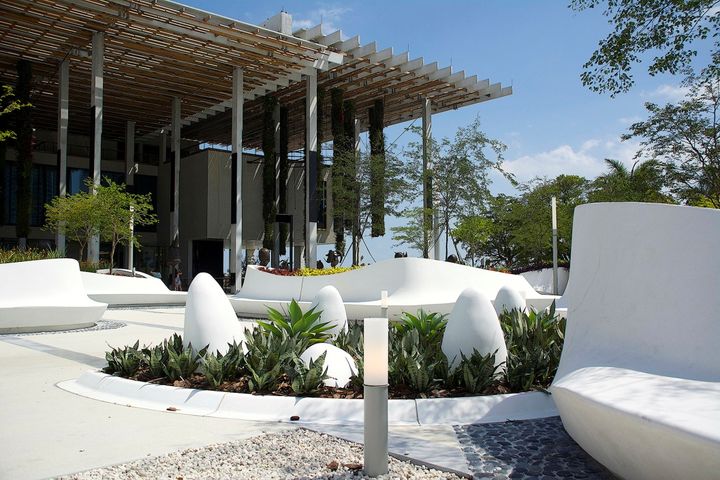 铸造石栏杆,桥梁装饰挂板,晶铸石,铸造石,精铸石,GRC,GRC,UHPC,阿尔博树池坐凳