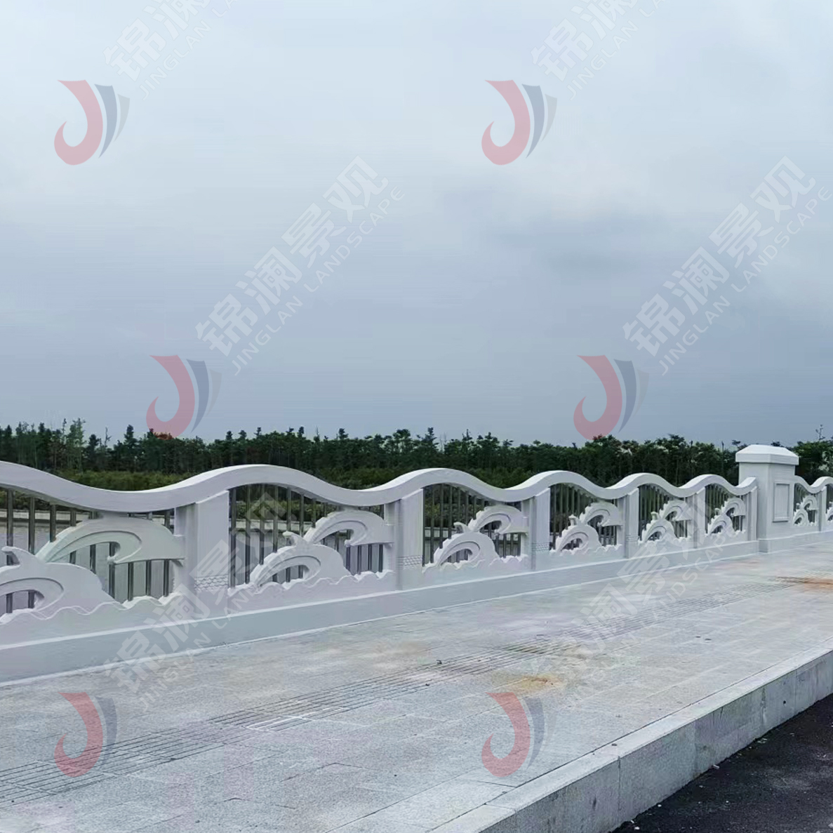 铸造石栏杆,铸造石挂板,晶铸石挂板,晶铸石栏杆,铸造石树池坐凳,泰科石树池,晶铸石,精铸石,泰科石,铸造石桥梁装饰