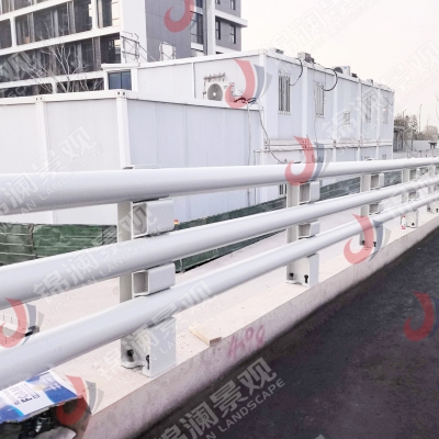 防撞护栏源头厂家